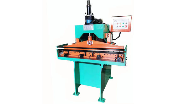 Groot die Mesh Hydraulic Trimming Machine-Ce met Vlakke Haven wordt verklaard